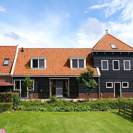 Farm Overleekerhoeve Monnickendam Exterior photo